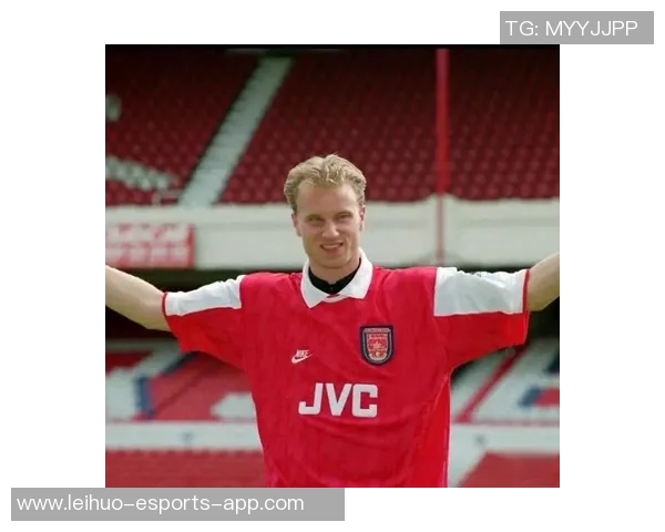 足坛传奇球星zava的成长历程与荣耀时刻全面解读 足坛传奇球星zava的成长历程与荣耀时刻全面解读